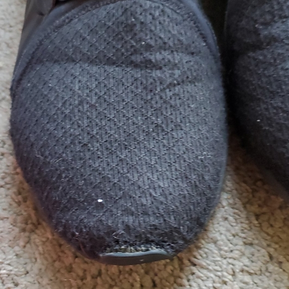 Mens Pumas sz13 - Picture 4 of 6